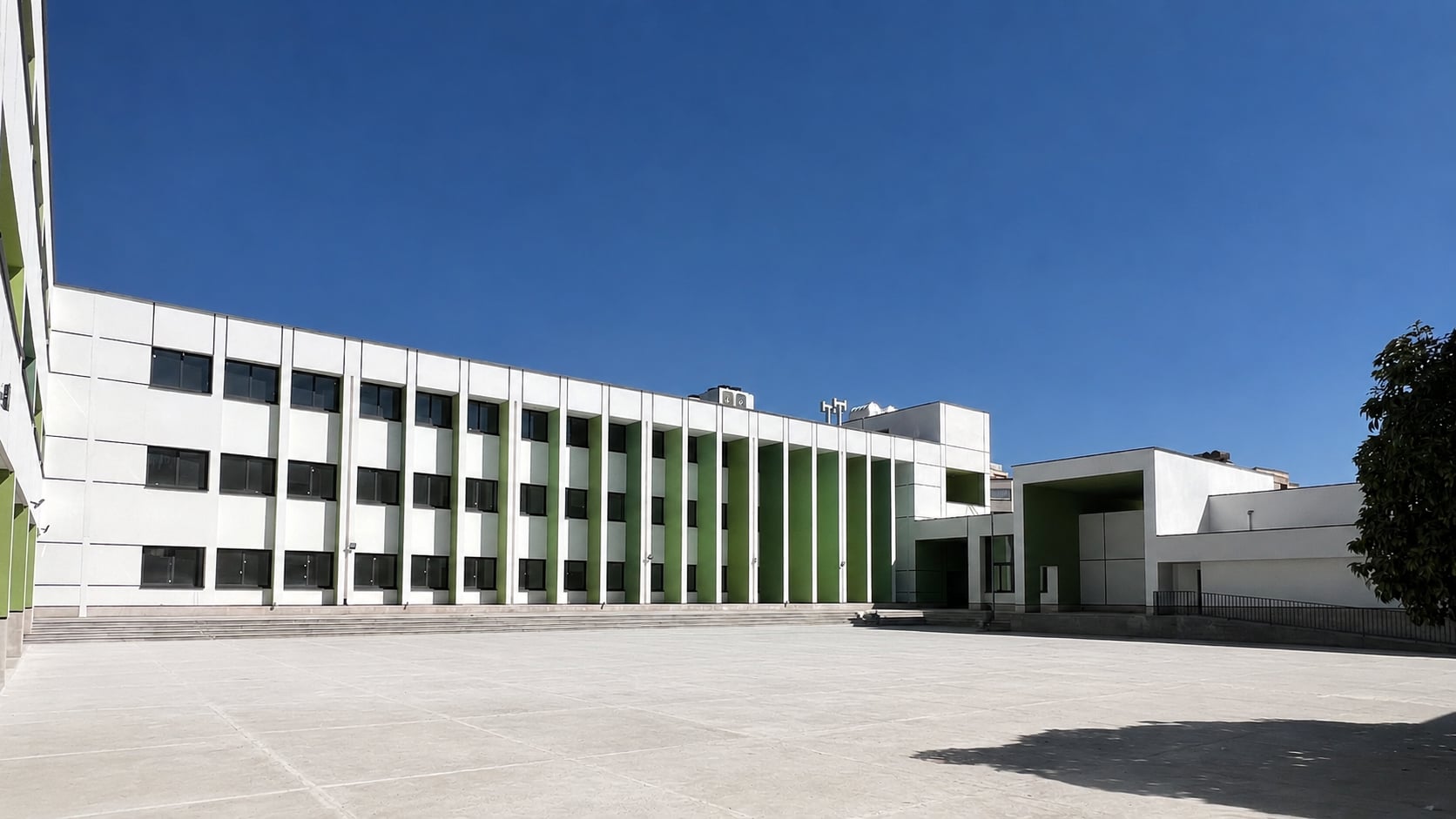 Emtiaz technical School