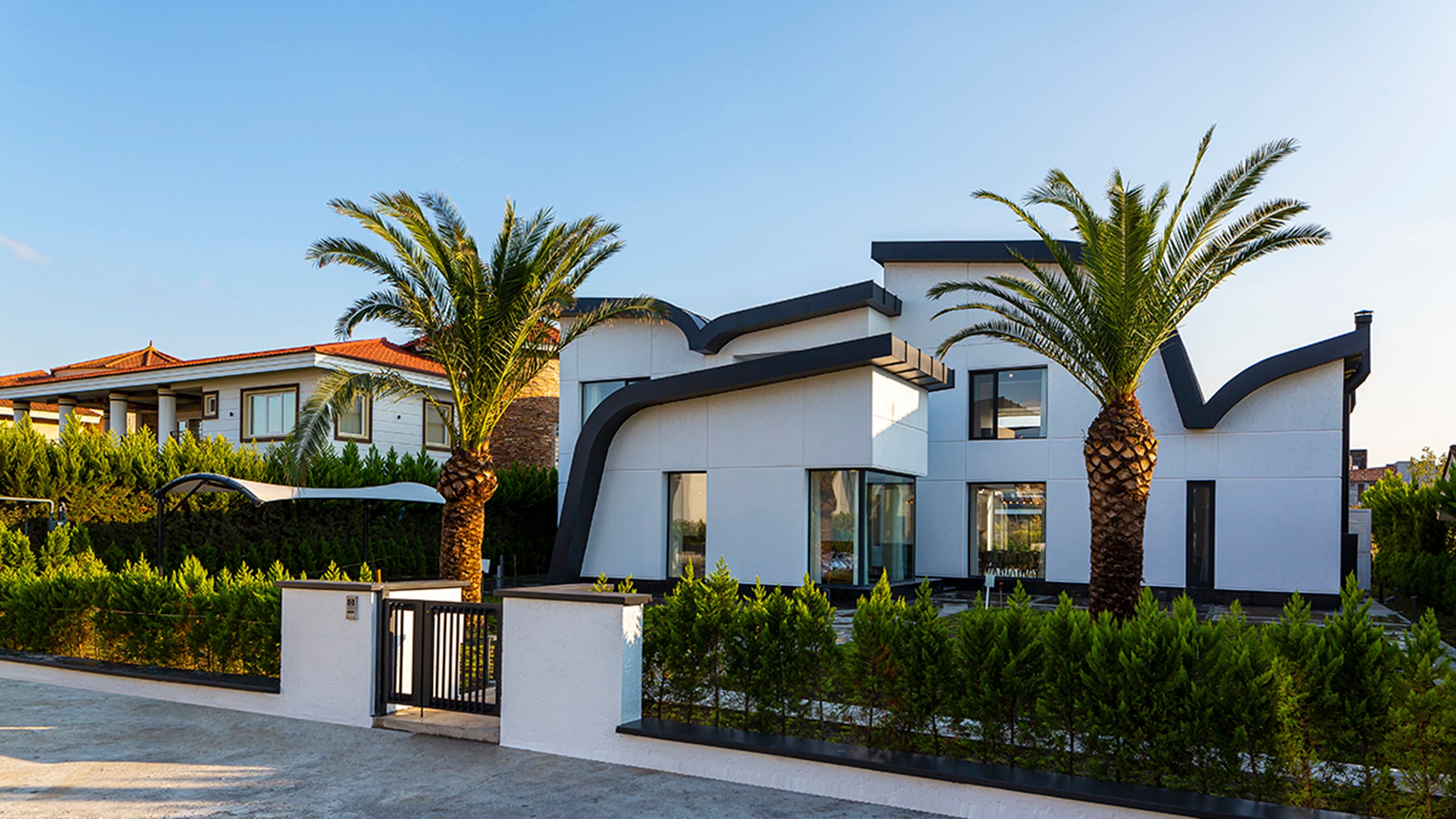 Khezer Shahr House