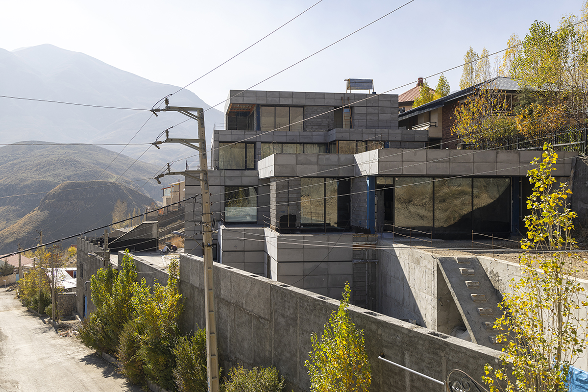Poloor House — 3